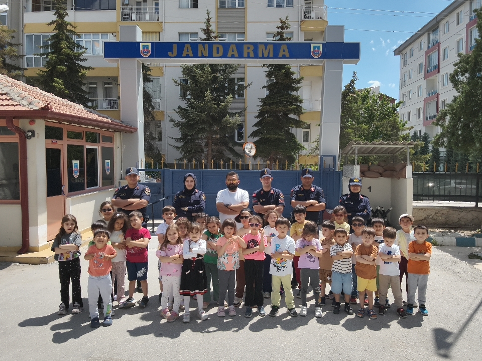 Kurum Ziyareti; İlçe Jandarma Komutanlığına ziyaret 